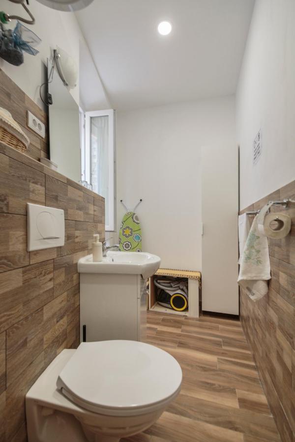 Apartment Esa Komiza Bagian luar foto