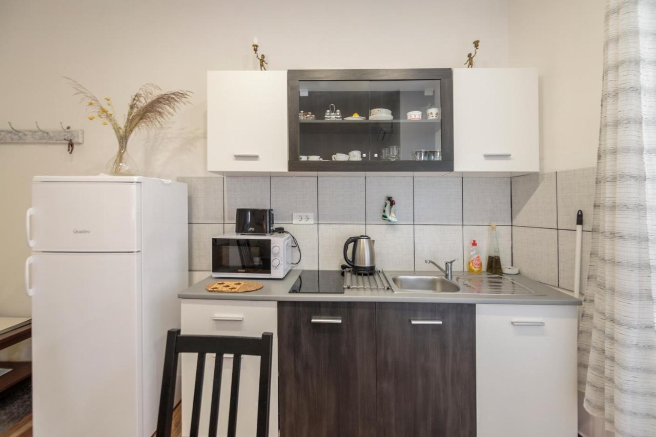Apartment Esa Komiza Bagian luar foto